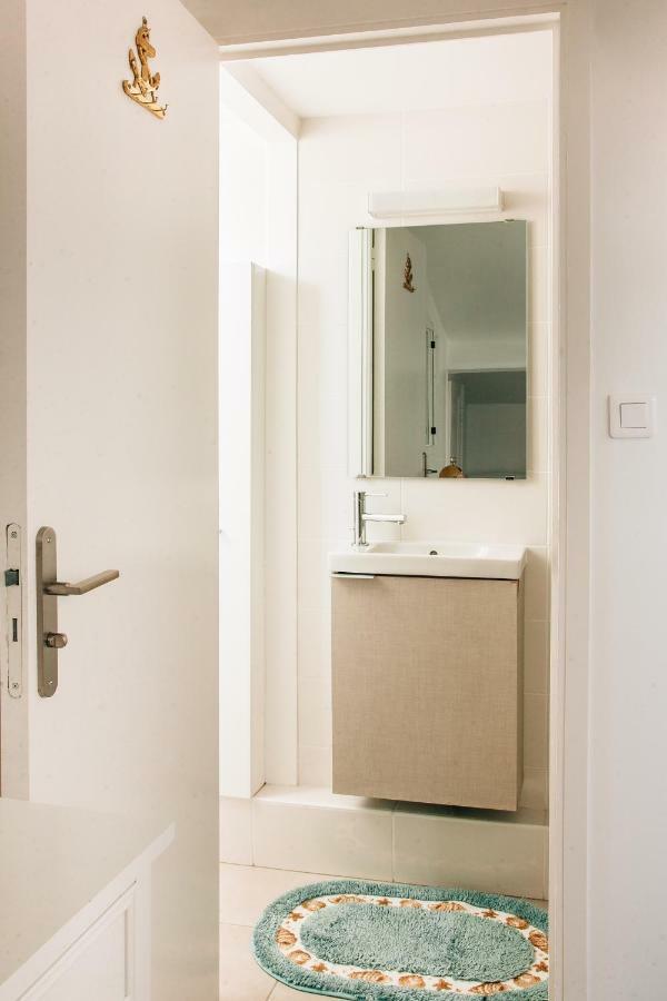 Adorable Apartment In Nice Downtown Eksteriør billede